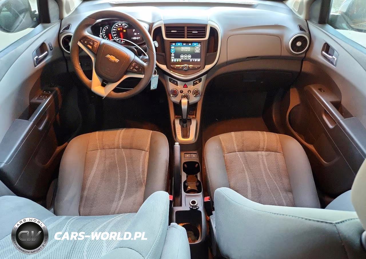 2018 Chevrolet Sonic Lt VIN:1G1JD5SB1J4124091 - 8