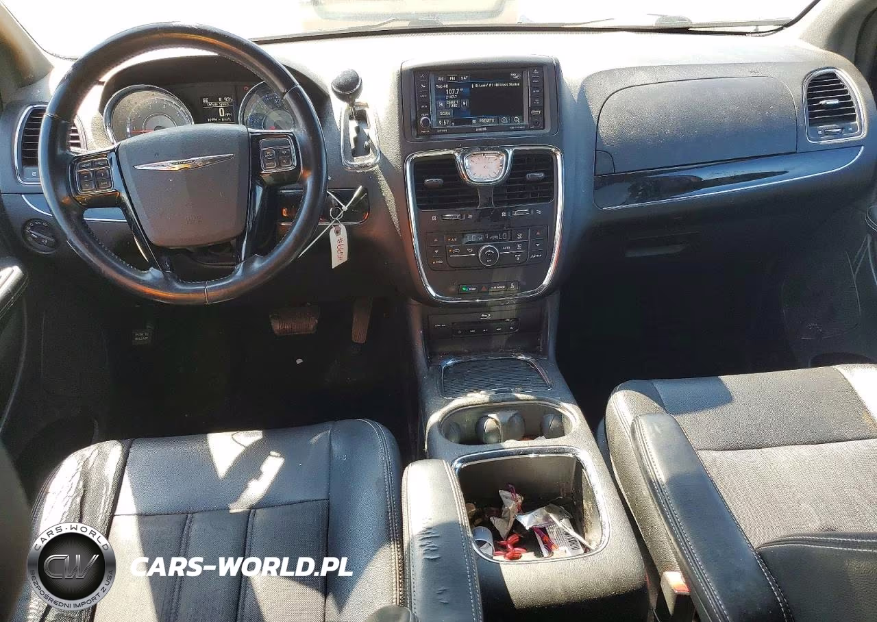 2014 Chrysler Town & Country S VIN:2C4RC1HG2ER303624 - 8
