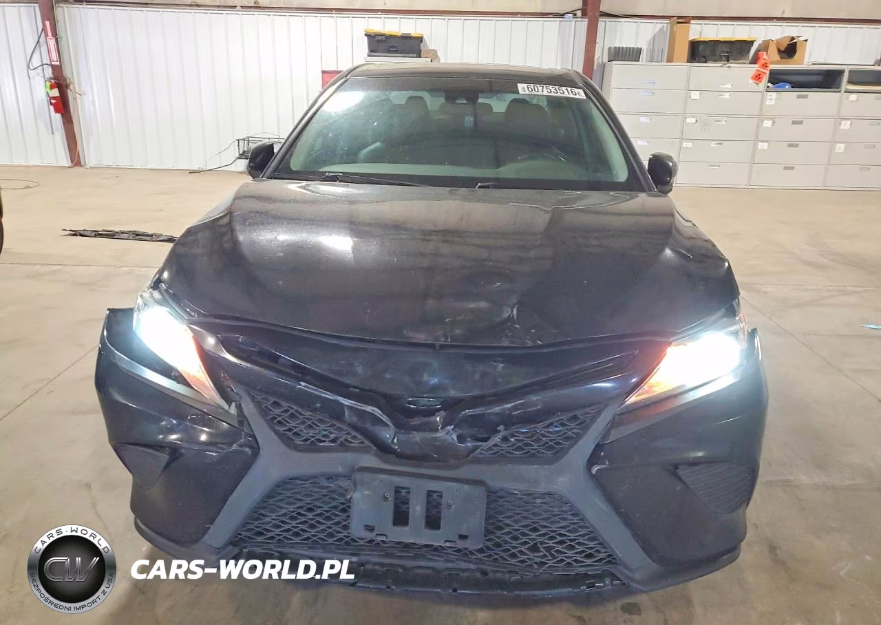 2018 Toyota Camry Se VIN:4T1B11HK4JU675048 - 5