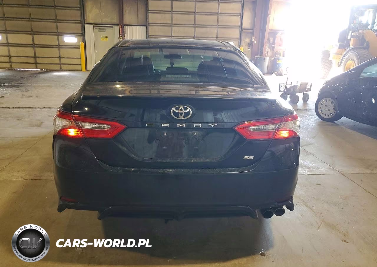 2018 Toyota Camry Se VIN:4T1B11HK4JU675048 - 6
