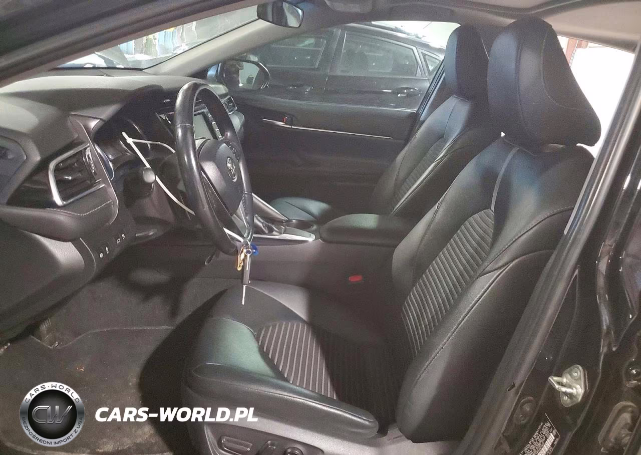 2018 Toyota Camry Se VIN:4T1B11HK4JU675048 - 7