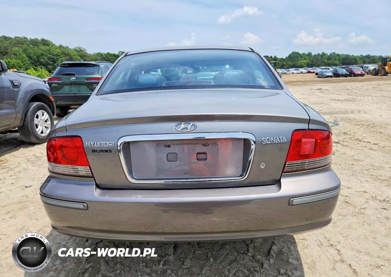 2004 Hyundai Accent 2D VIN:KMHWF35H34A039847 - 6