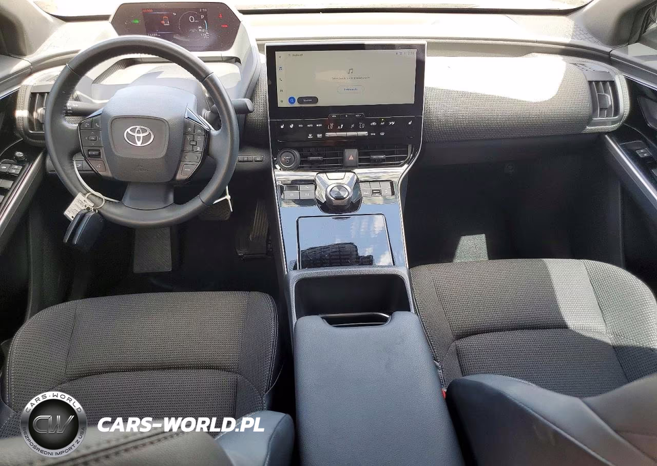 2024 Toyota Bz4X Xle VIN:JTMABACA0RA077645 - 8