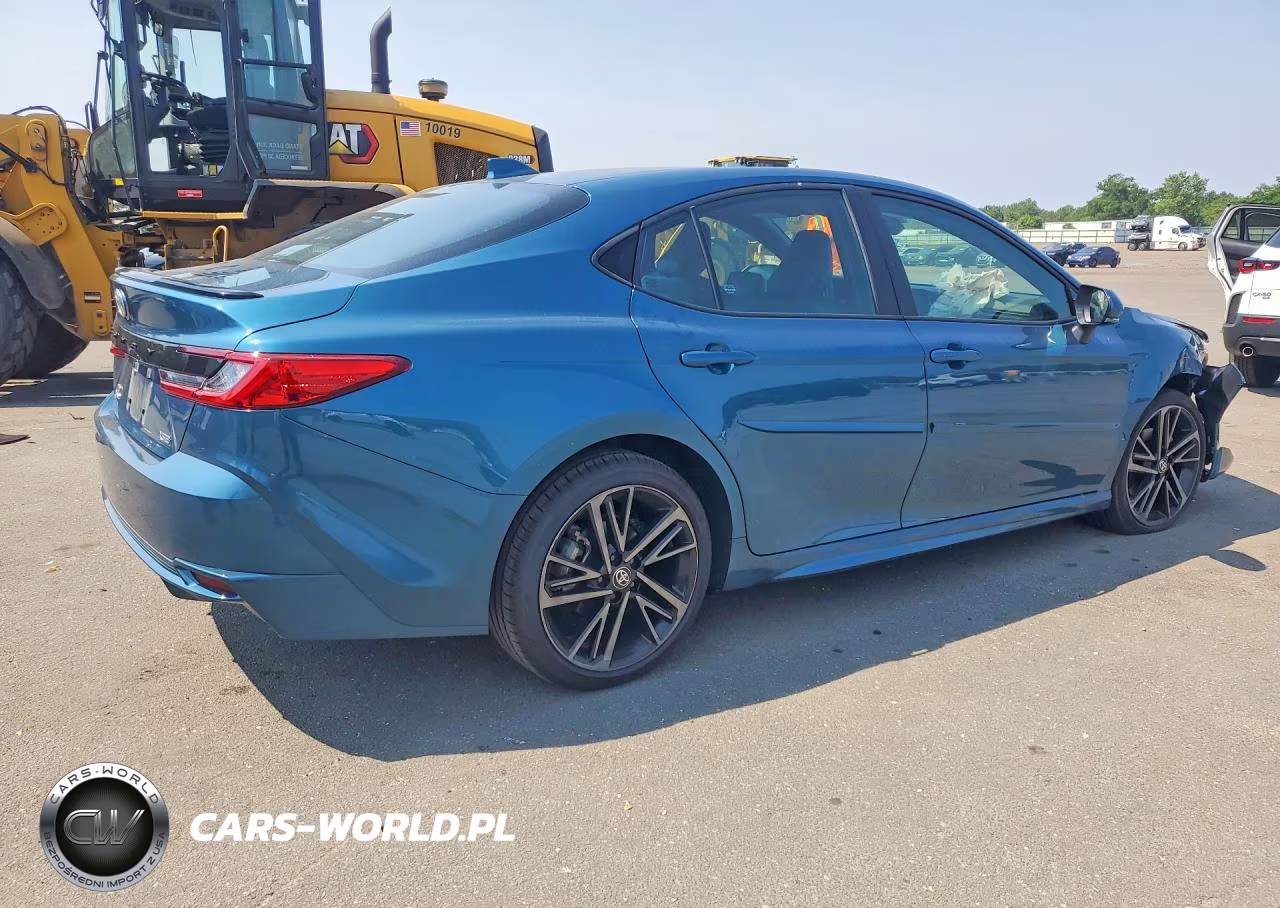 2025 Toyota Camry Xse VIN:4T1DBADK9SU511243 - 3