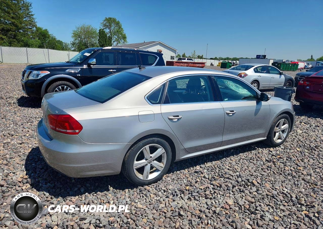 2012 Volkswagen Passat Se VIN:1VWBH7A31CC067760 - 3