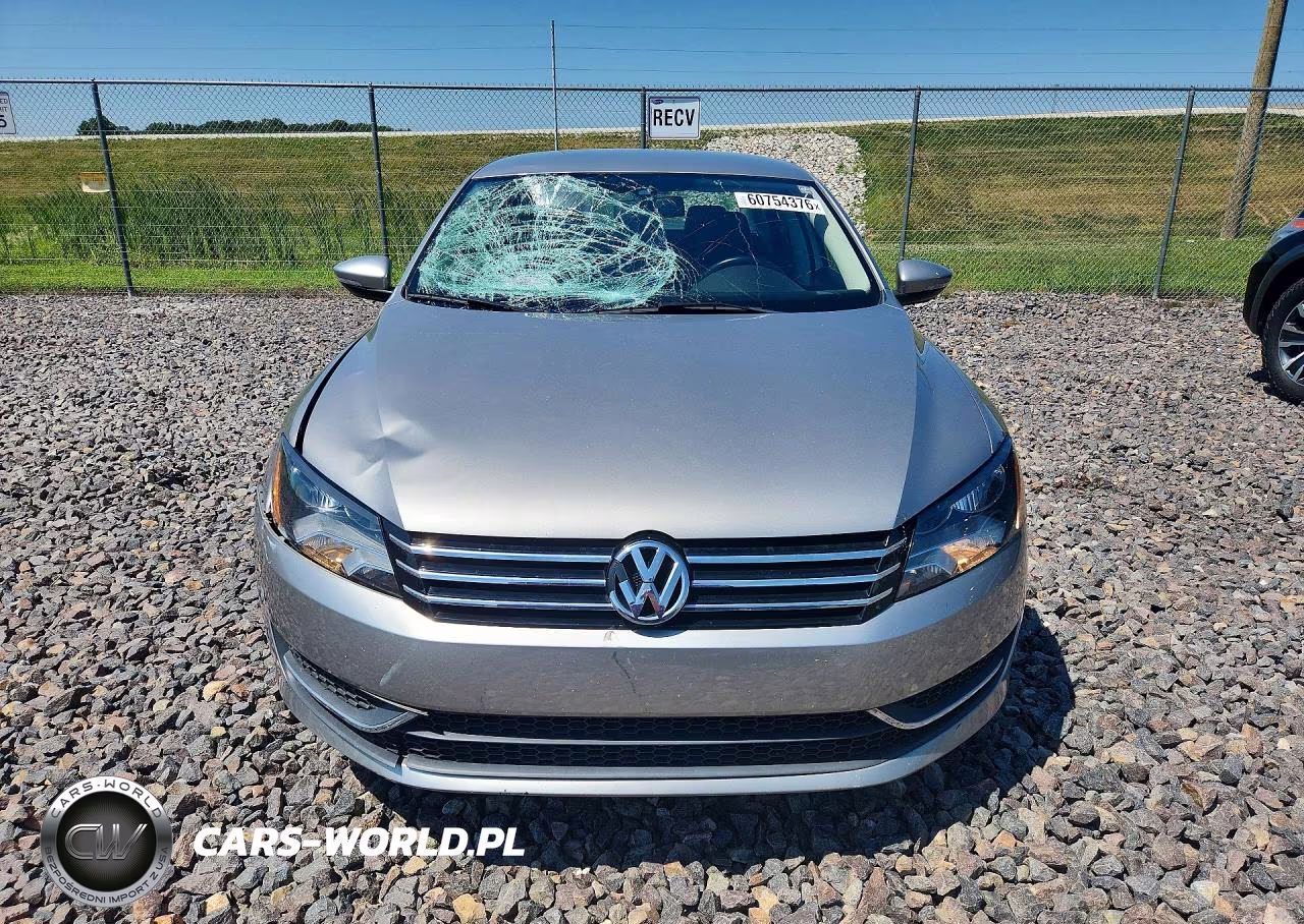 2012 Volkswagen Passat Se VIN:1VWBH7A31CC067760 - 5