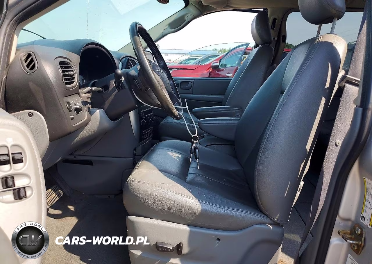 2006 Chrysler Town & Country VIN:2A4GP54L86R907244 - 7