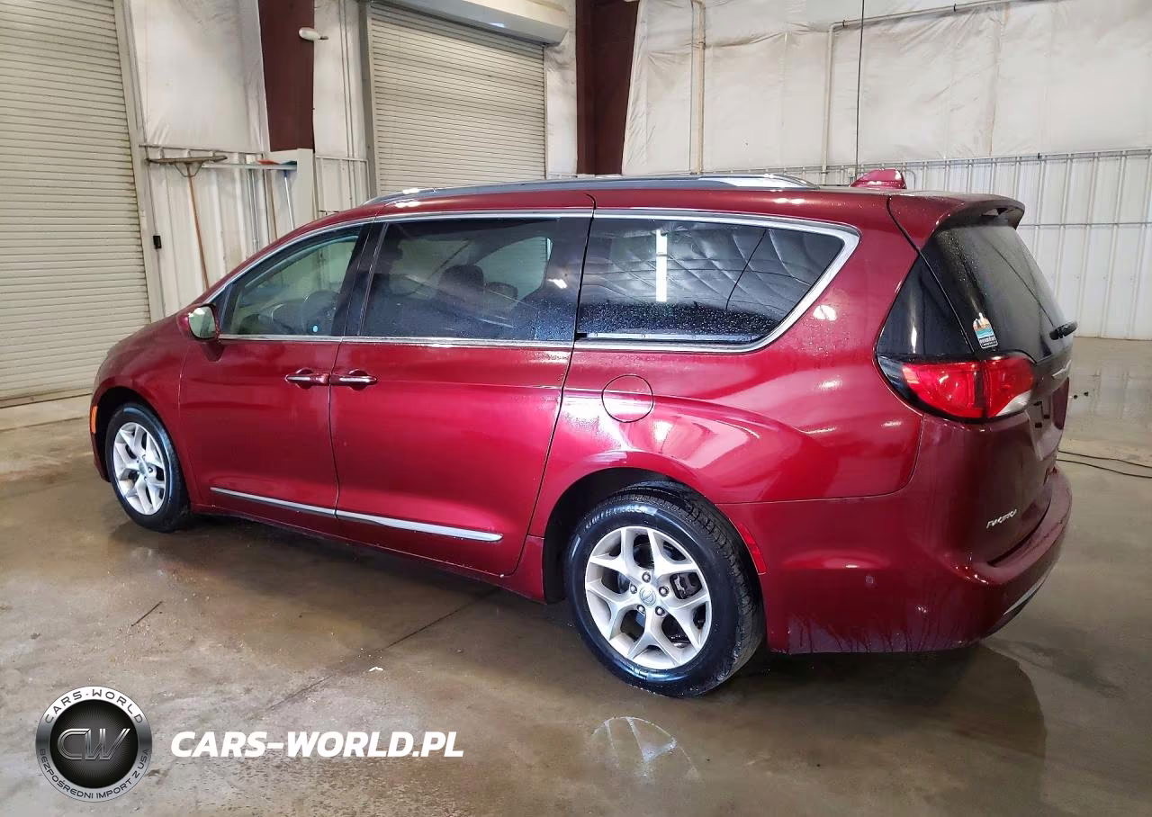 2018 Chrysler Pacifica Touring L Plus VIN:2C4RC1EG8JR333841 - 2