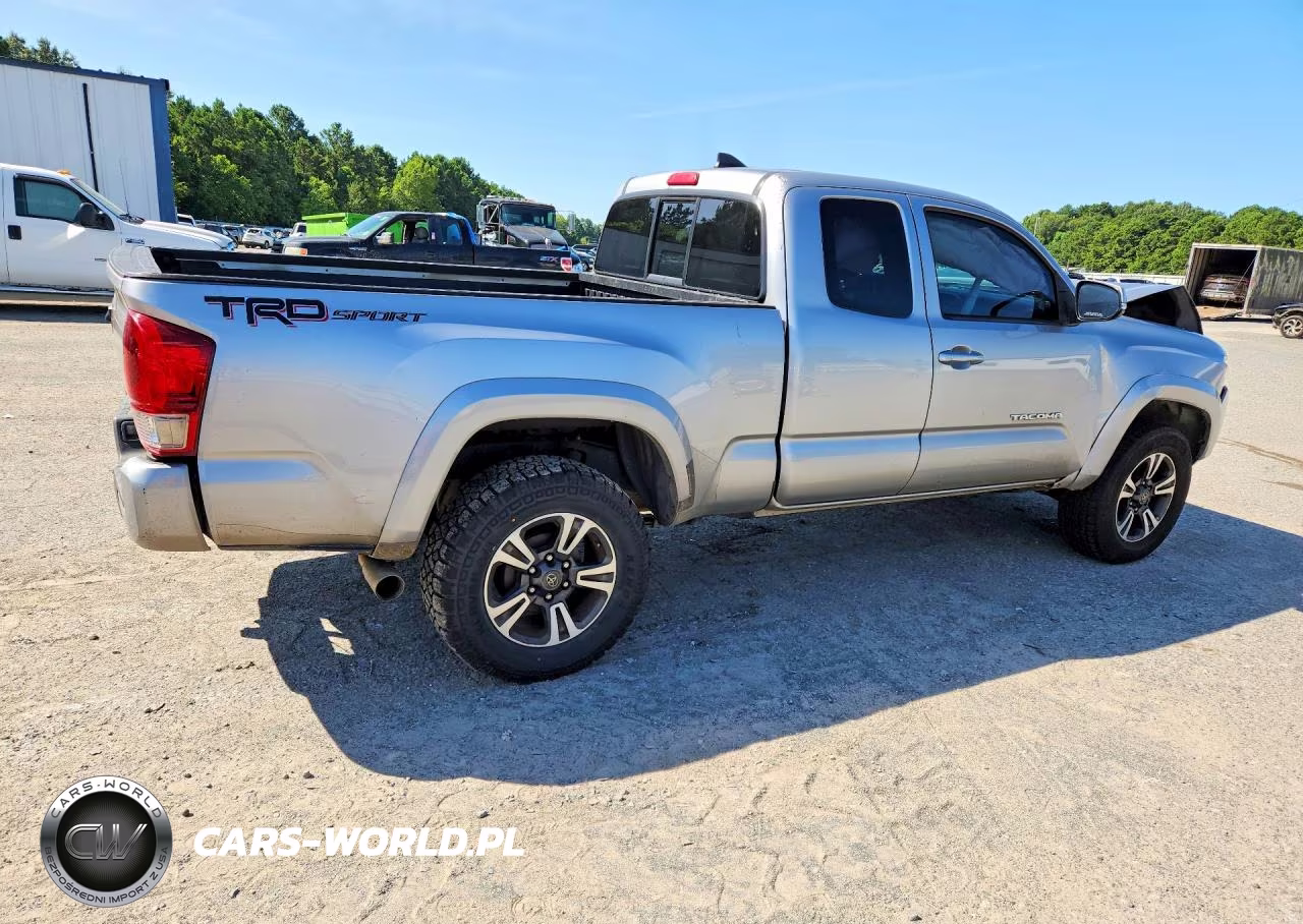 2016 Toyota Tacoma Trd Sport VIN:5TFRZ5CN0GX015830 - 3