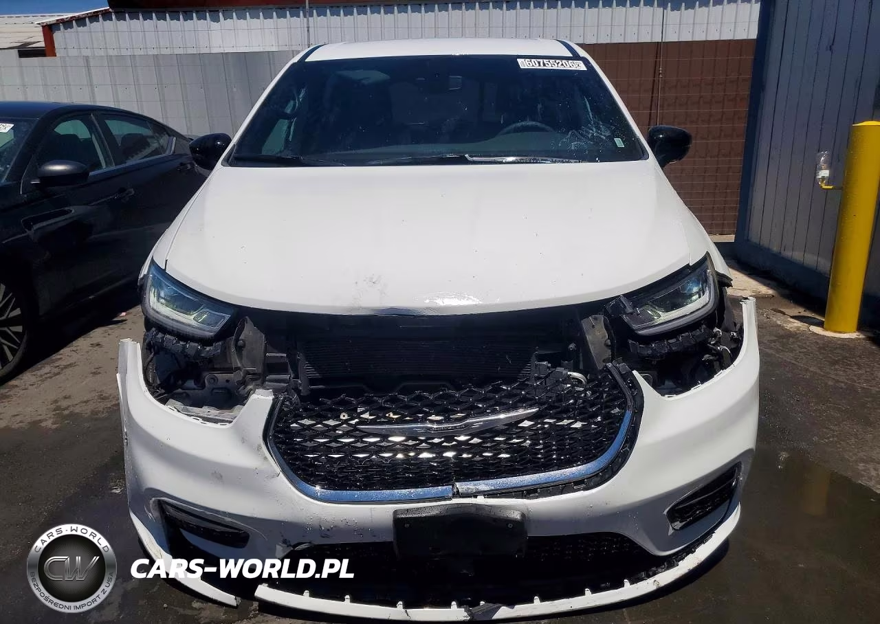 2026 Chrysler Pacifica Select VIN:2C4RC1BG8TR201802 - 5