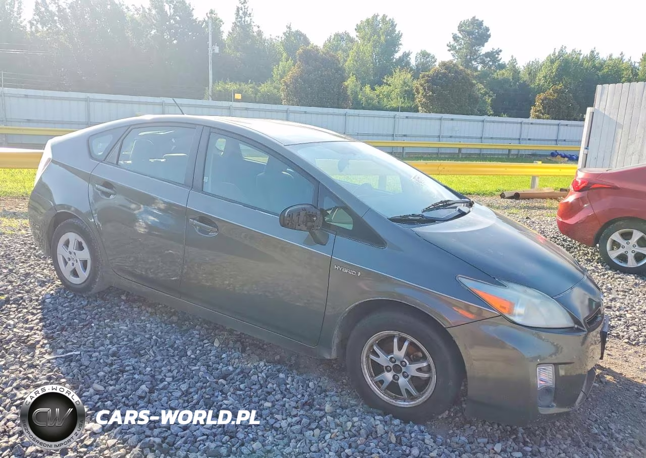2011 Toyota Prius Three VIN:JTDKN3DU6B0322783 - 4