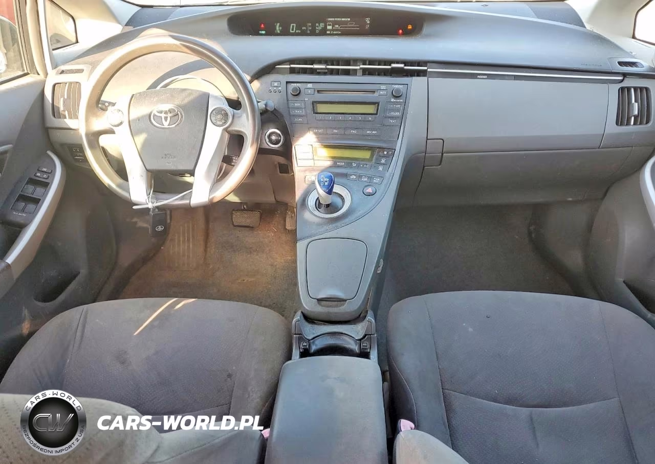 2011 Toyota Prius Three VIN:JTDKN3DU6B0322783 - 8