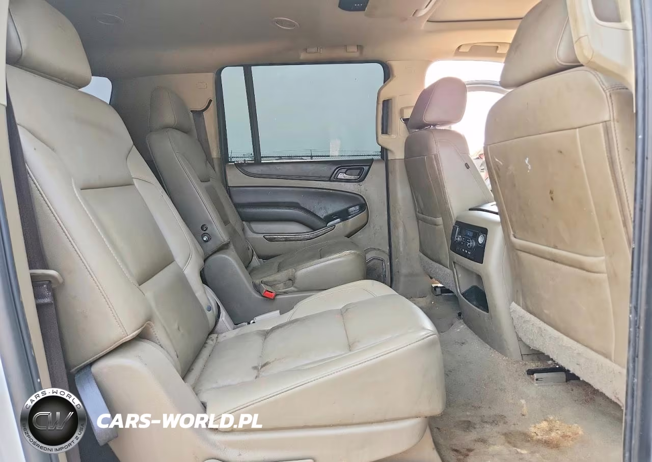 2019 Chevrolet Suburban K1500 Lt VIN:1GNSKHKC4KR217064 - 11