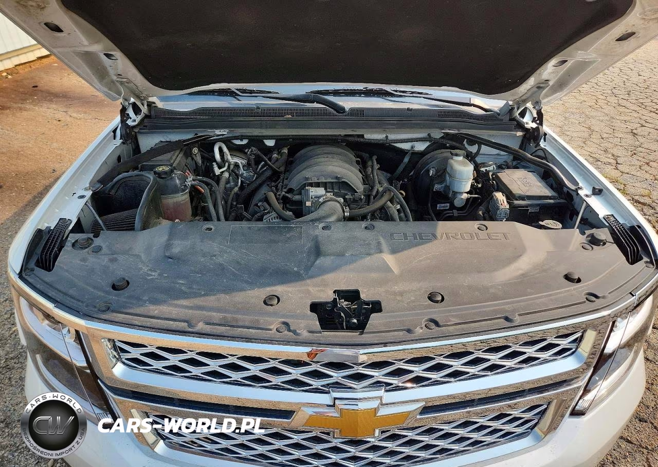 2019 Chevrolet Suburban K1500 Lt VIN:1GNSKHKC4KR217064 - 12