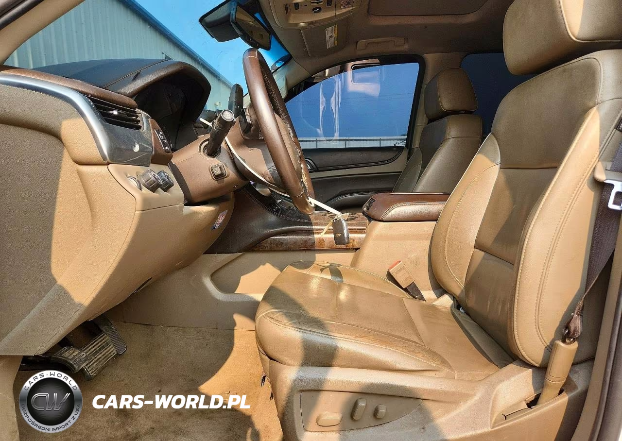 2019 Chevrolet Suburban K1500 Lt VIN:1GNSKHKC4KR217064 - 7