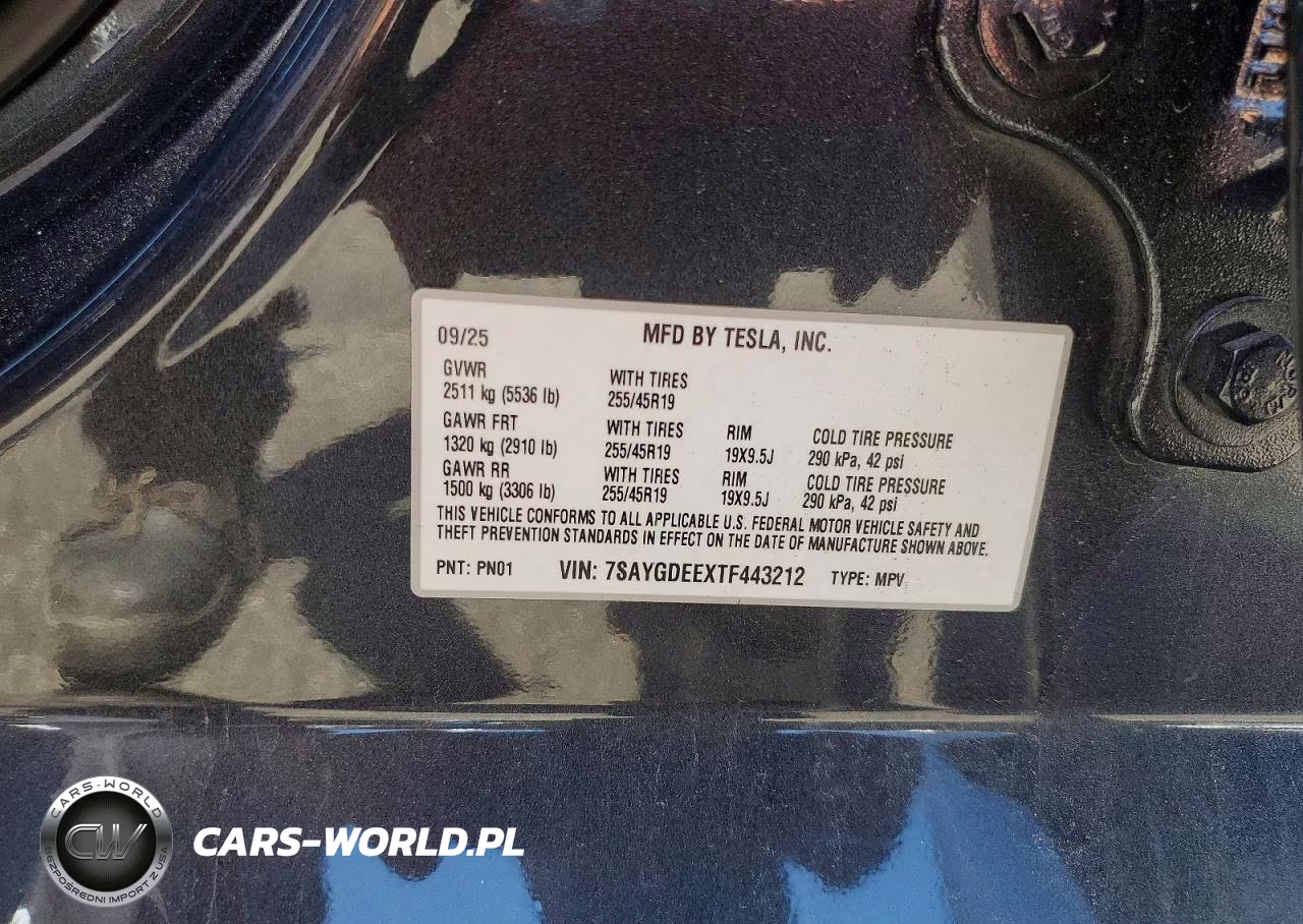 2026 Tesla Model Y VIN:7SAYGDEEXTF443212 - 13