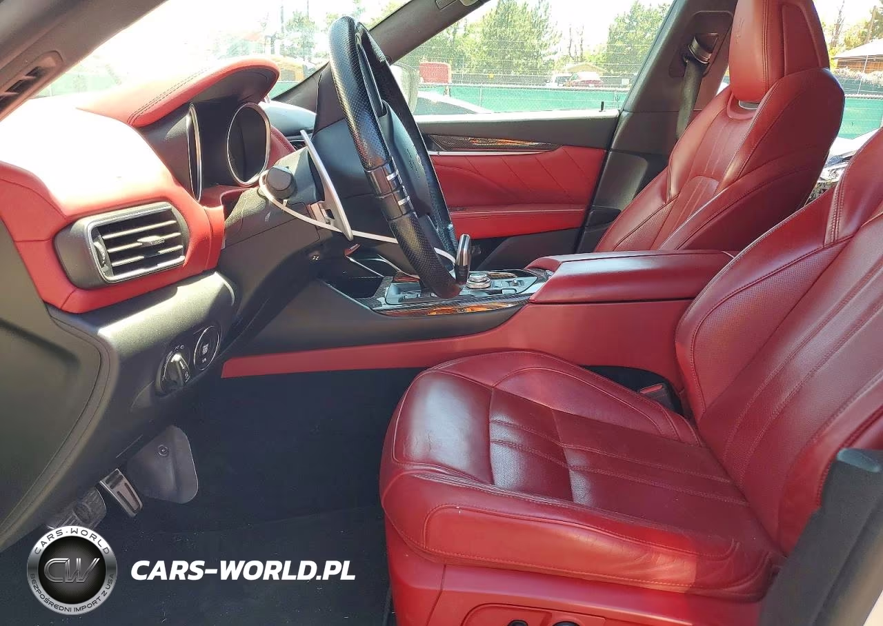 2019 Maserati Levante S Sport VIN:ZN661YUS8KX316658 - 7