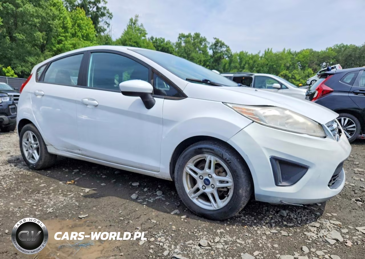 2017 Ford Fiesta Se VIN:3FADP4EJ5HM121675 - 4
