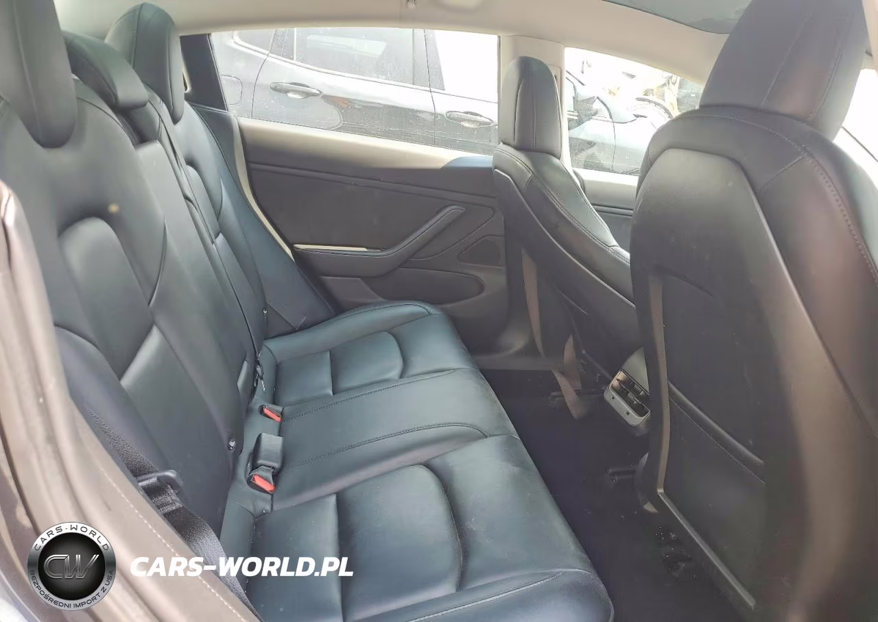 2018 Tesla Model 3 VIN:5YJ3E1EA4JF028134 - 10