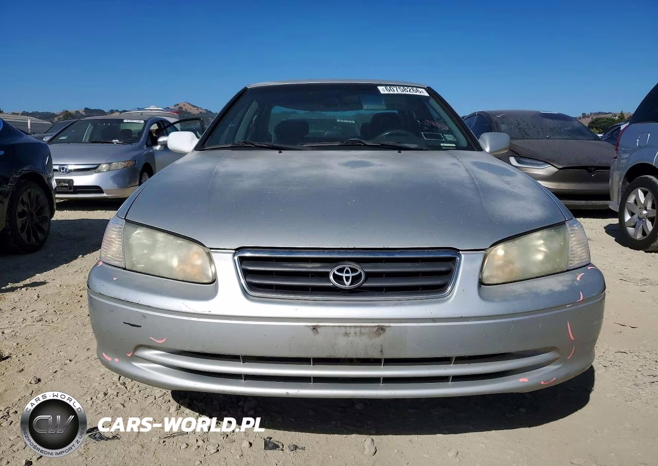 2001 Toyota Camry Le VIN:4T1BG22K51U105539 - 5