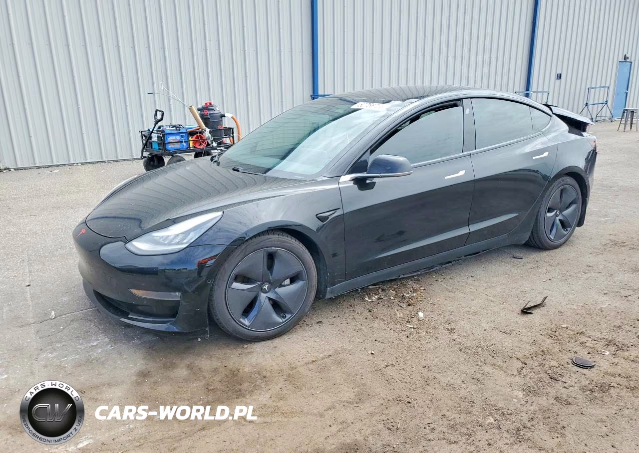 2020 Tesla Model 3 – zdjęcie 1 z 13