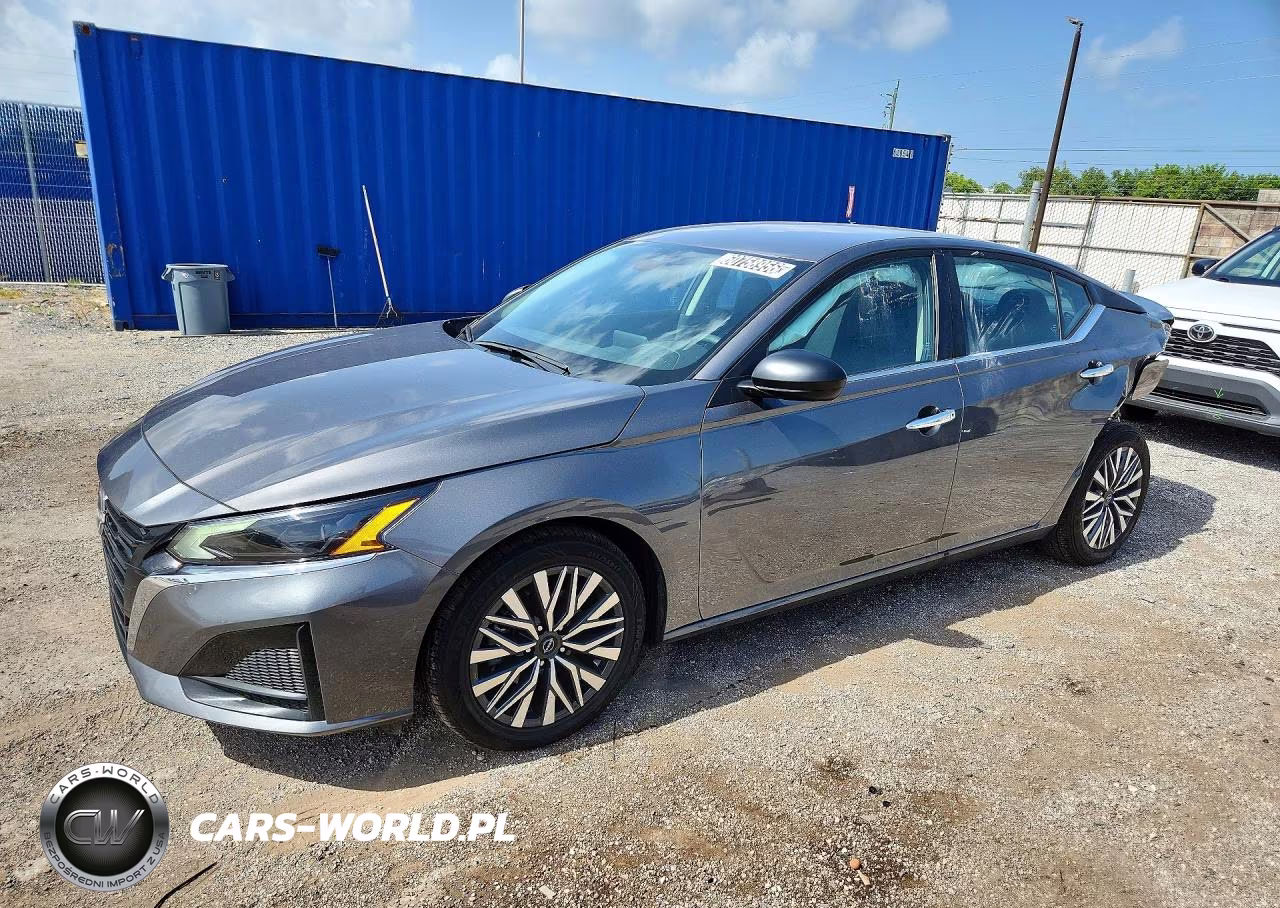 2025 Nissan Altima Sv – zdjęcie 1 z 13