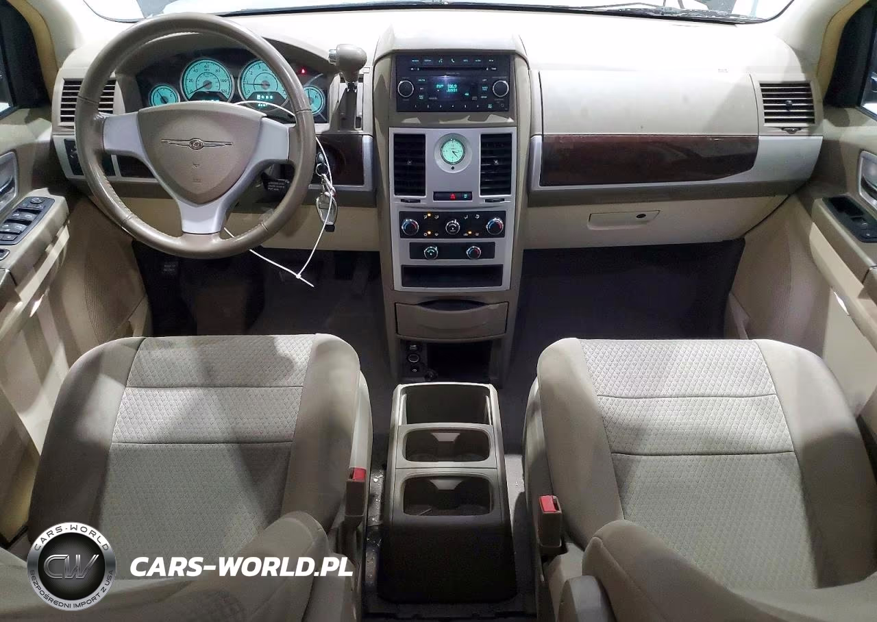 2010 Chrysler Town & Country Touring VIN:2A4RR5D10AR271896 - 8