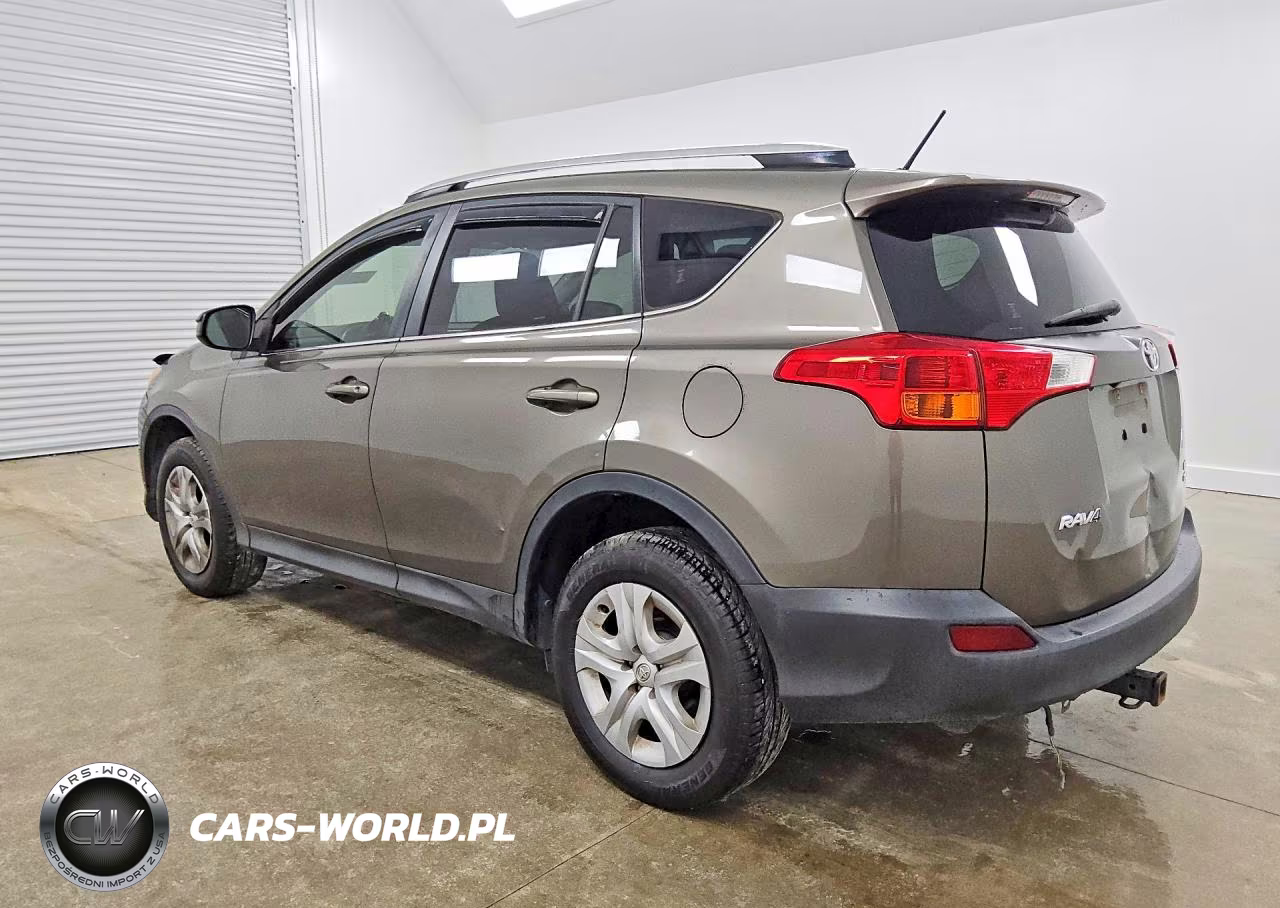 2015 Toyota Rav4 Le VIN:JTMBFREV8FD151301 - 2