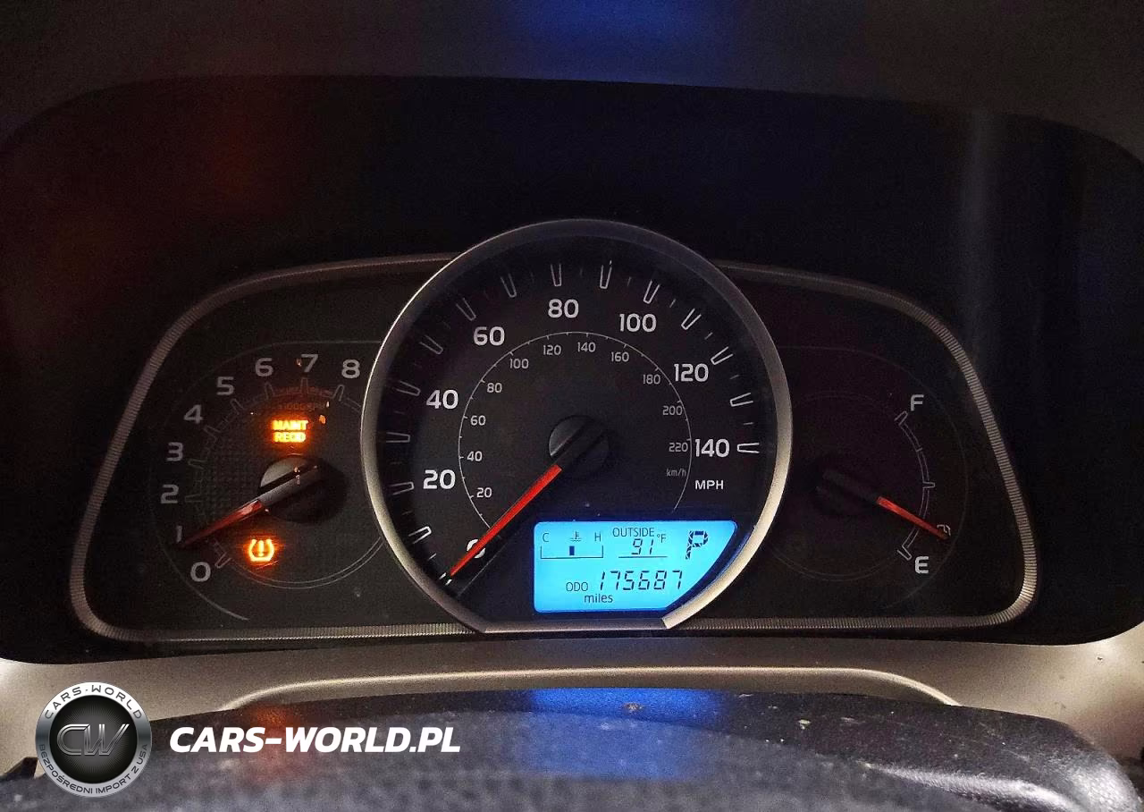 2015 Toyota Rav4 Le VIN:JTMBFREV8FD151301 - 9