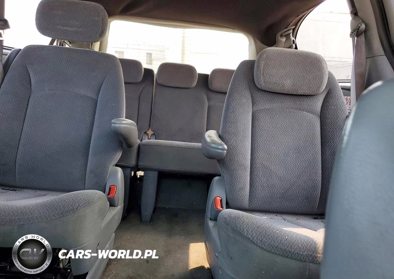 2005 Chrysler Town & Country Lx VIN:2C8GP44R95R174185 - 10