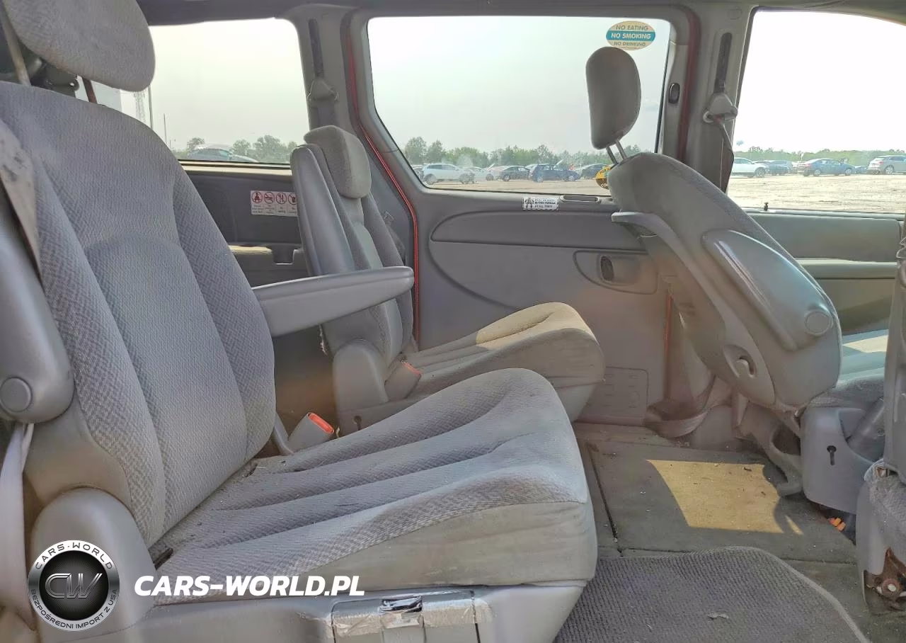 2005 Chrysler Town & Country Lx VIN:2C8GP44R95R174185 - 11