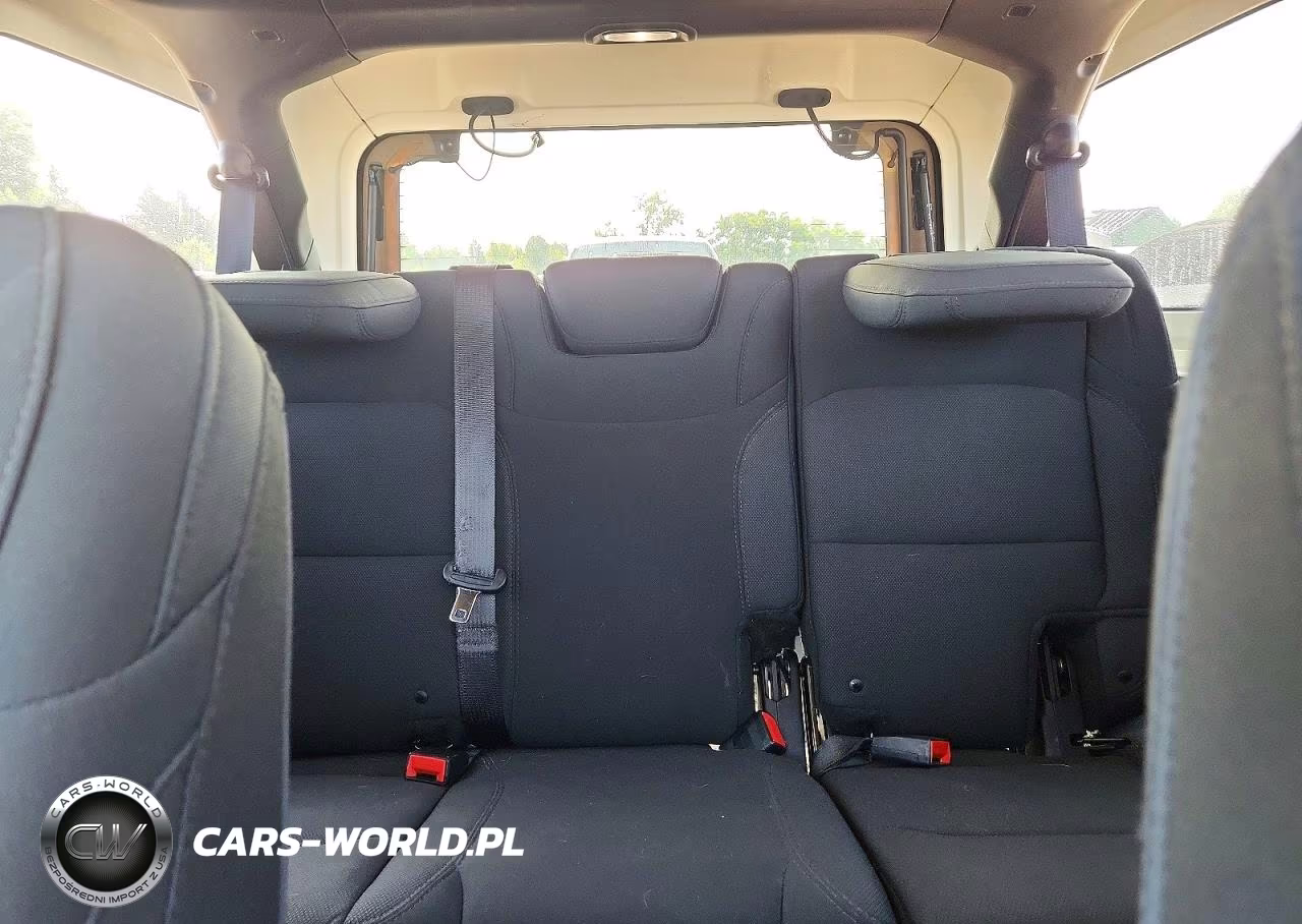 2019 Jeep Wrangler Unlimited Sport VIN:1C4HJXDG8KW512718 - 10