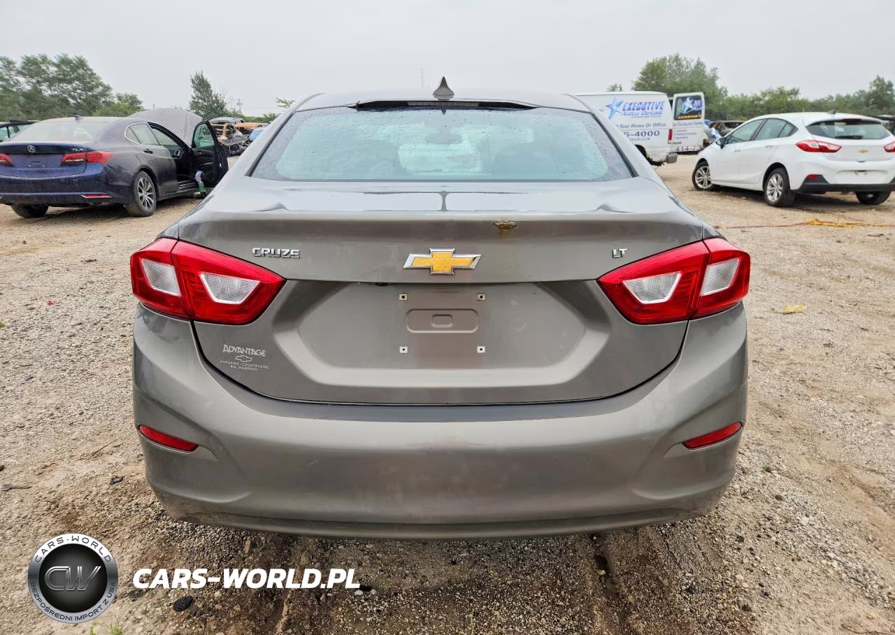 2017 Chevrolet Cruze Lt VIN:1G1BE5SM0H7196203 - 6