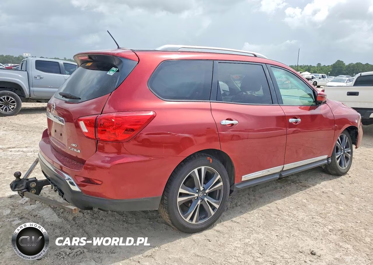 2017 Nissan Pathfinder Platinum VIN:5N1DR2MM6HC614380 - 3
