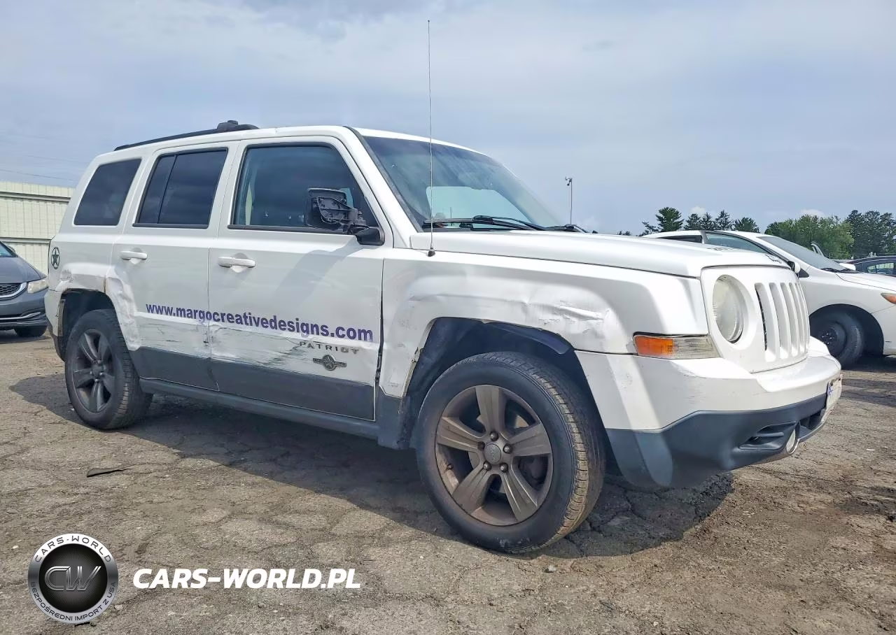 2014 Jeep Patriot Latitude VIN:1C4NJPFA7ED624907 - 4