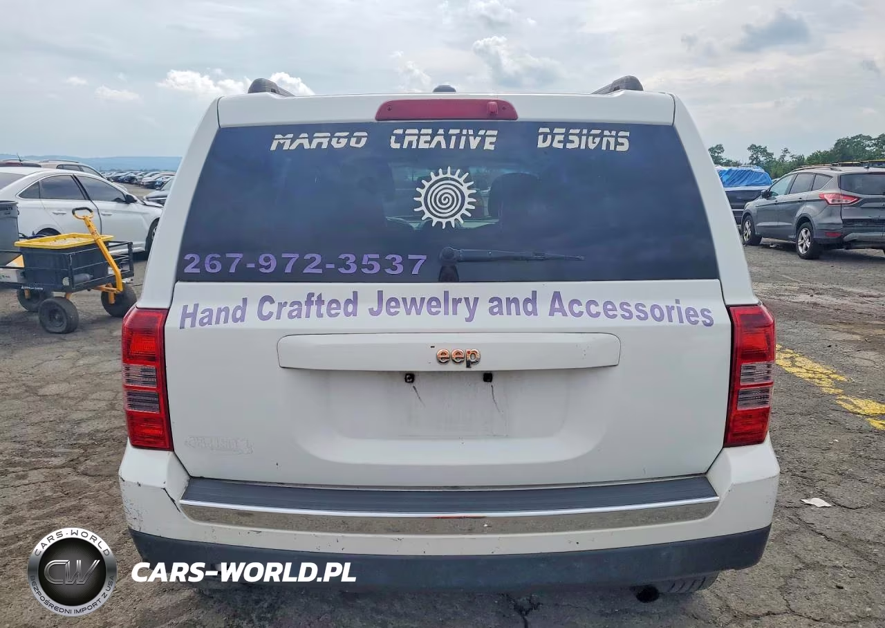 2014 Jeep Patriot Latitude VIN:1C4NJPFA7ED624907 - 6