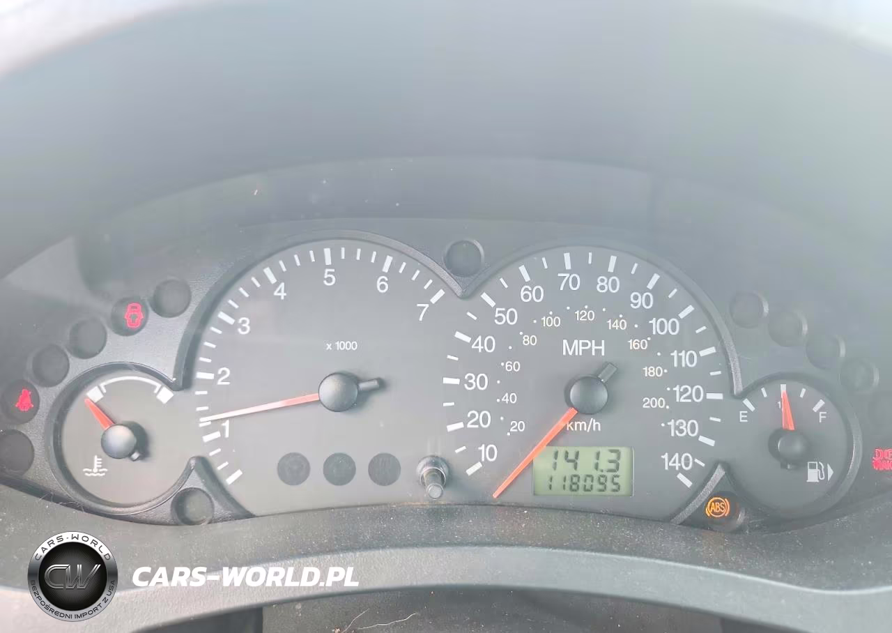 2005 Ford Focus Zx5 VIN:3FAFP37N15R151791 - 9