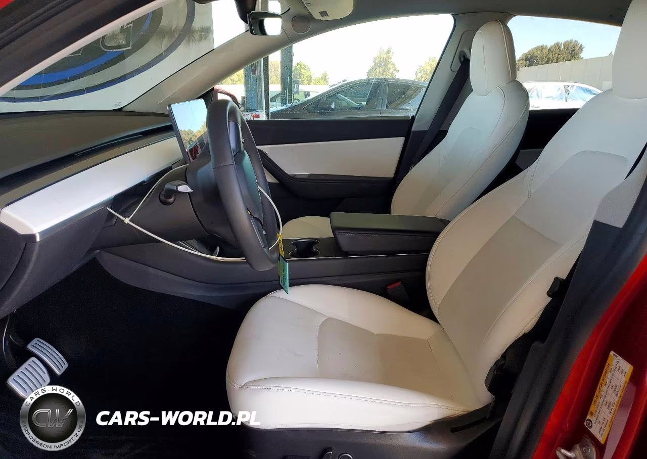 2021 Tesla Model Y VIN:5YJYGDEF7MF095893 - 7
