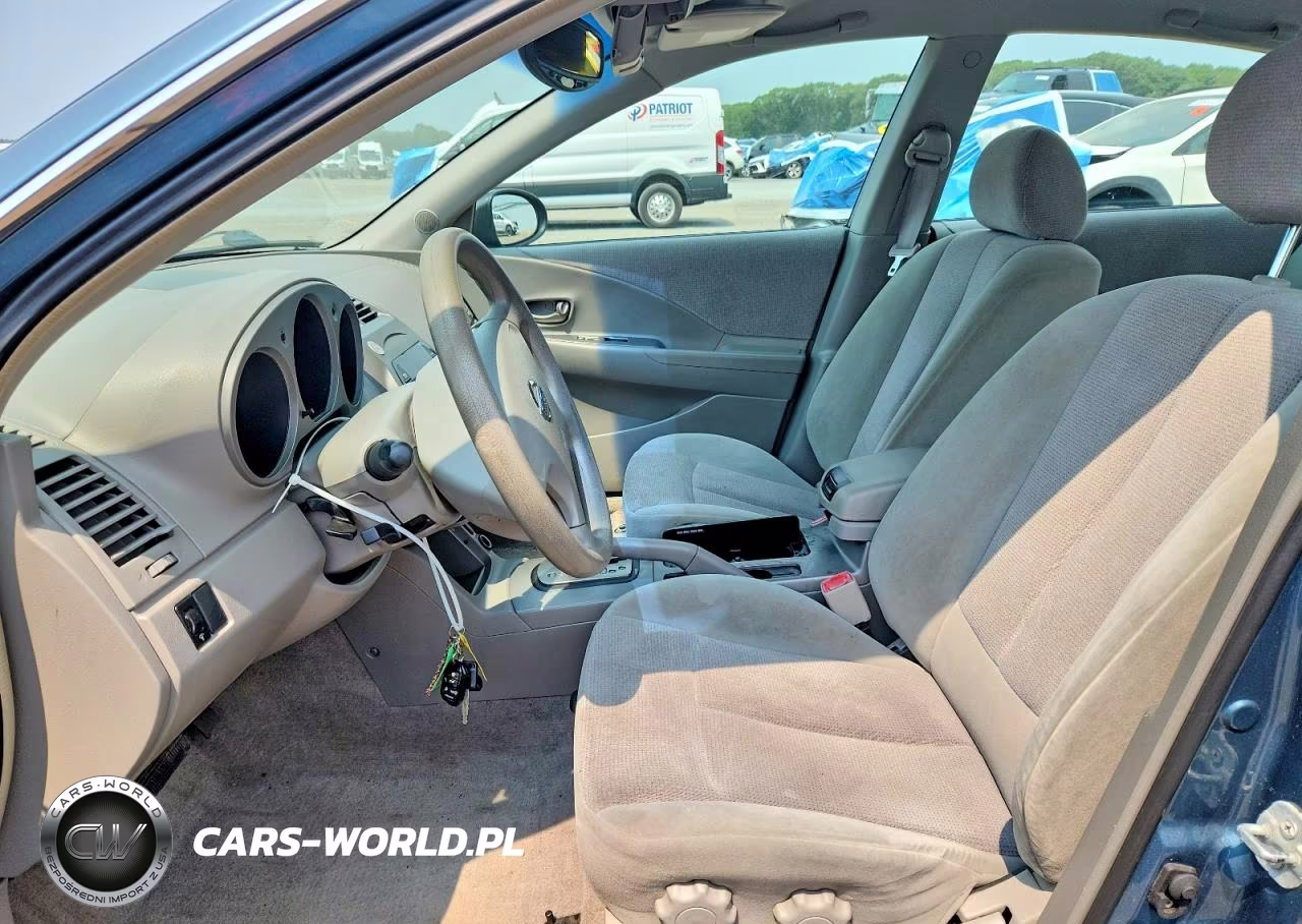 2002 Nissan Altima 2.5 VIN:1N4AL11D92C116873 - 7