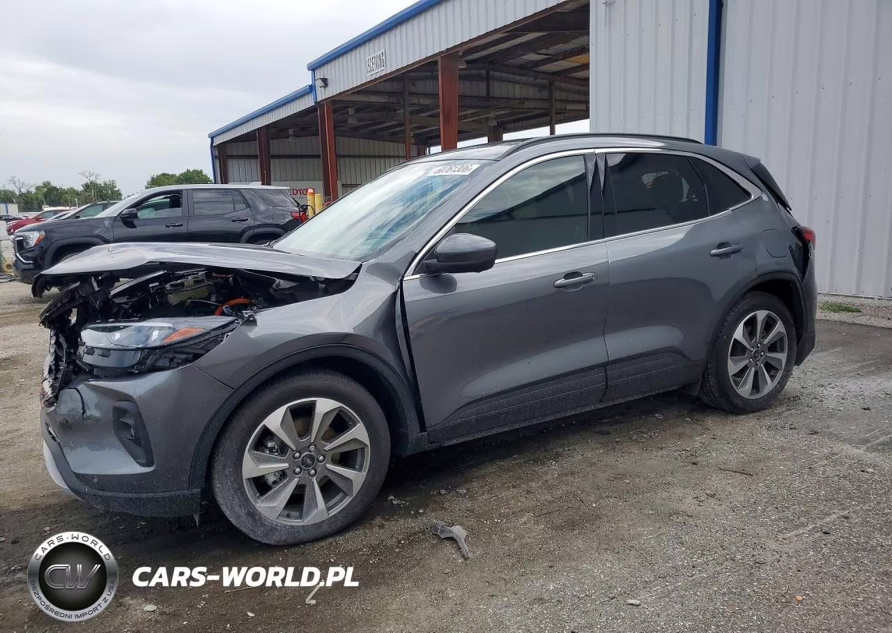 2025 Ford Escape Platinum – zdjęcie 1 z 13