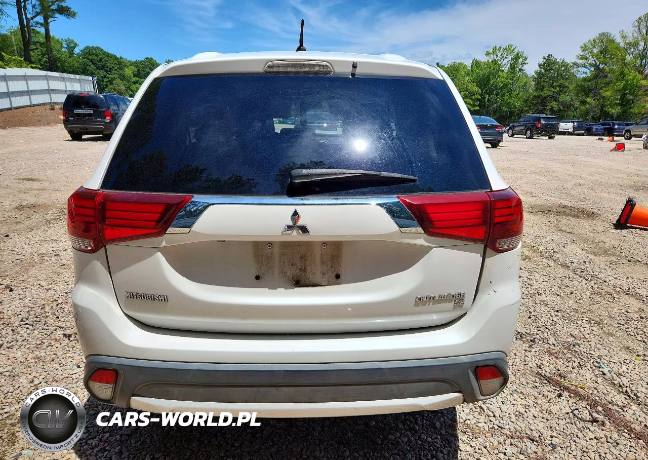 2016 Mitsubishi Outlander Se VIN:JA4AD3A35GZ024944 - 6