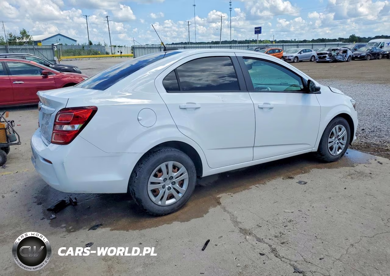 2020 Chevrolet Sonic Ls VIN:1G1JB5SB6L4105352 - 3