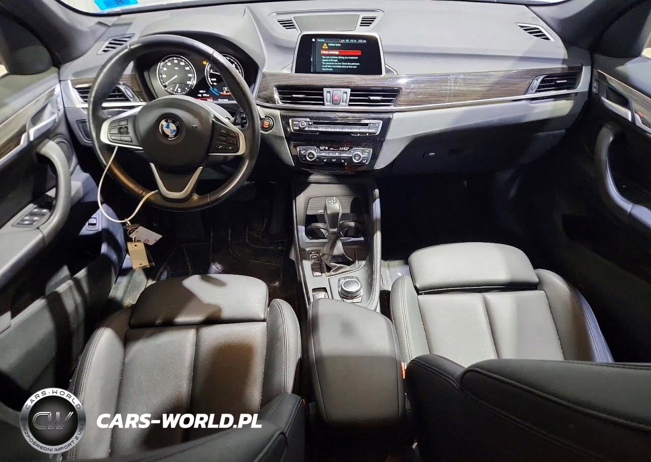 2018 BMW X1 xDrive28I VIN:WBXHT3C34J3H33451 - 8