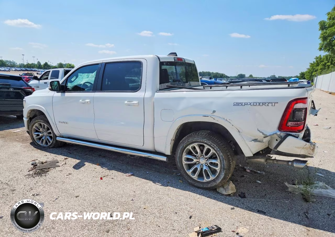 2022 Ram 1500 Laramie VIN:1C6SRFJT9NN428550 - 2