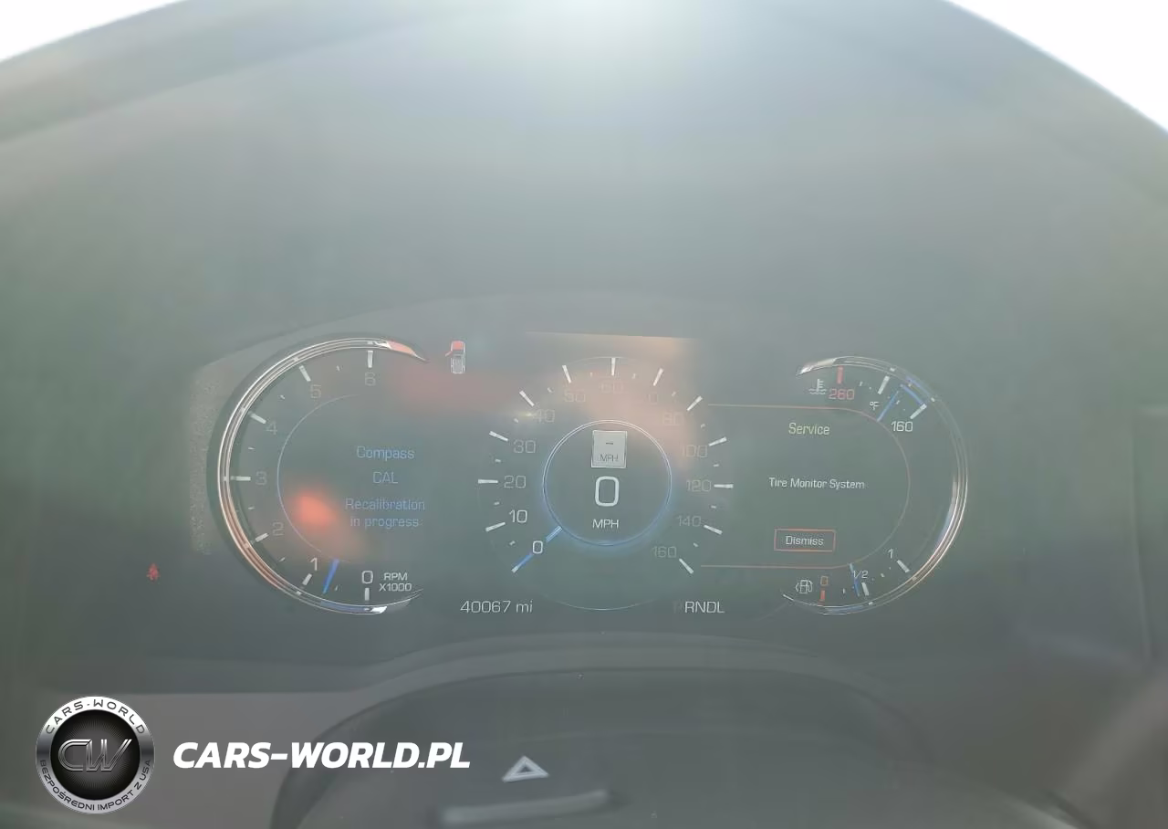 2018 Cadillac Escalade Esv Luxury VIN:1GYS3HKJ0JR344360 - 9