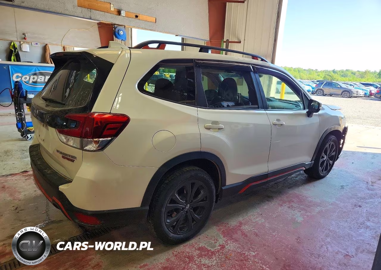 2020 Subaru Forester Sport VIN:JF2SKARC7LH456574 - 3