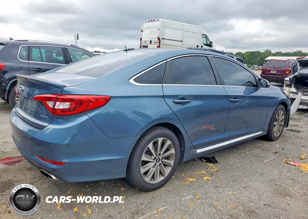 2017 Hyundai Sonata Sport VIN:5NPE34AF6HH496721 - 3