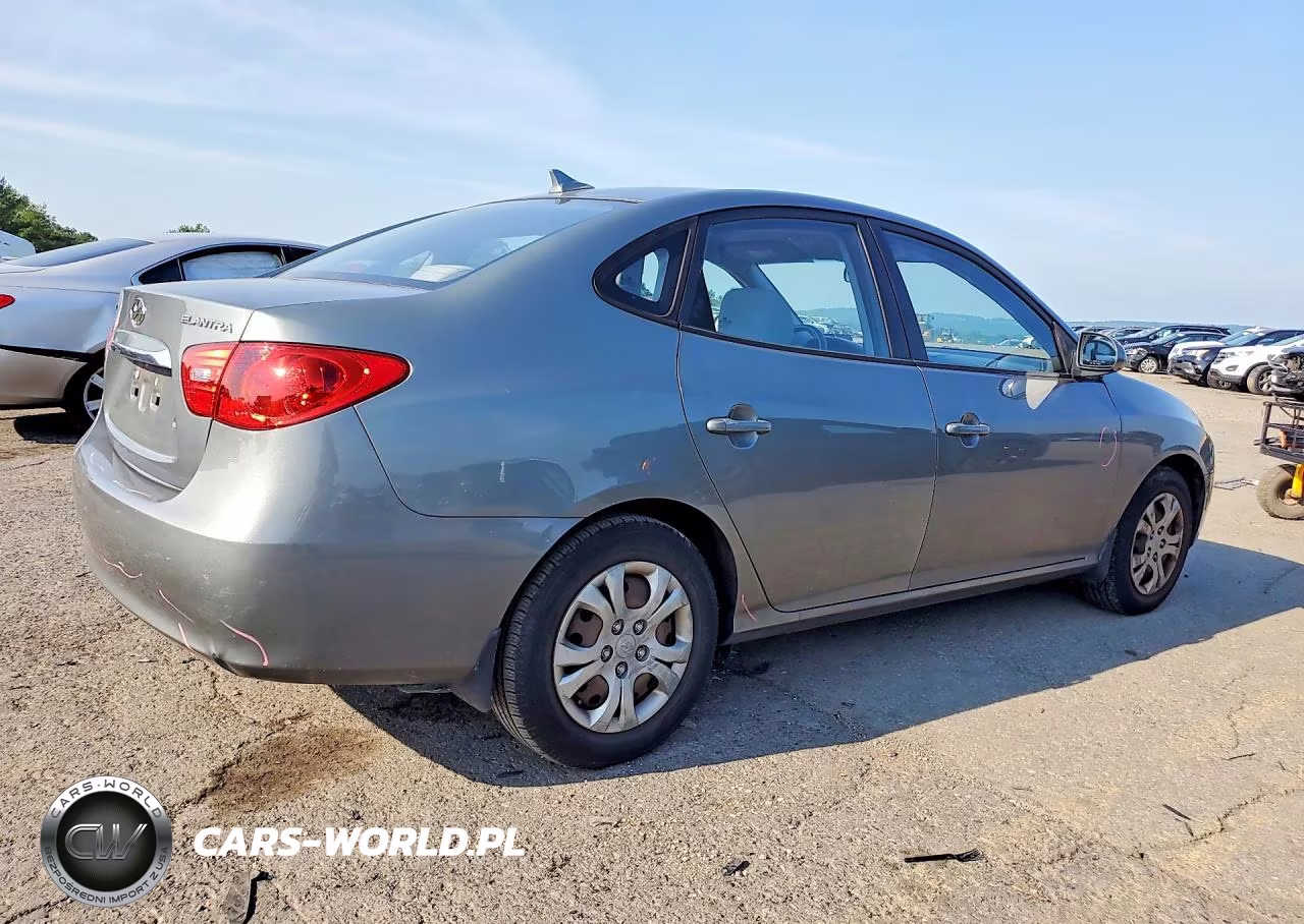 2010 Hyundai Elantra Gls VIN:KMHDU4AD7AU952885 - 3
