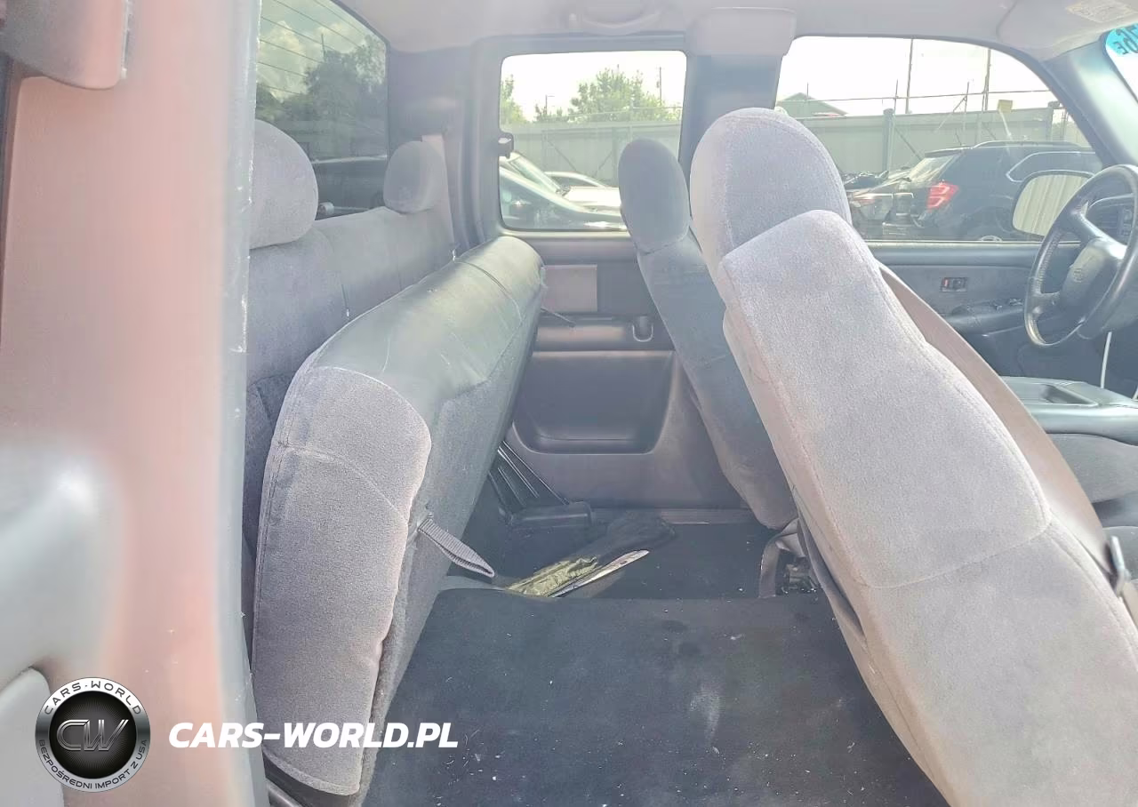 2002 Chevrolet Silverado VIN:2GCEK19T521402364 - 10