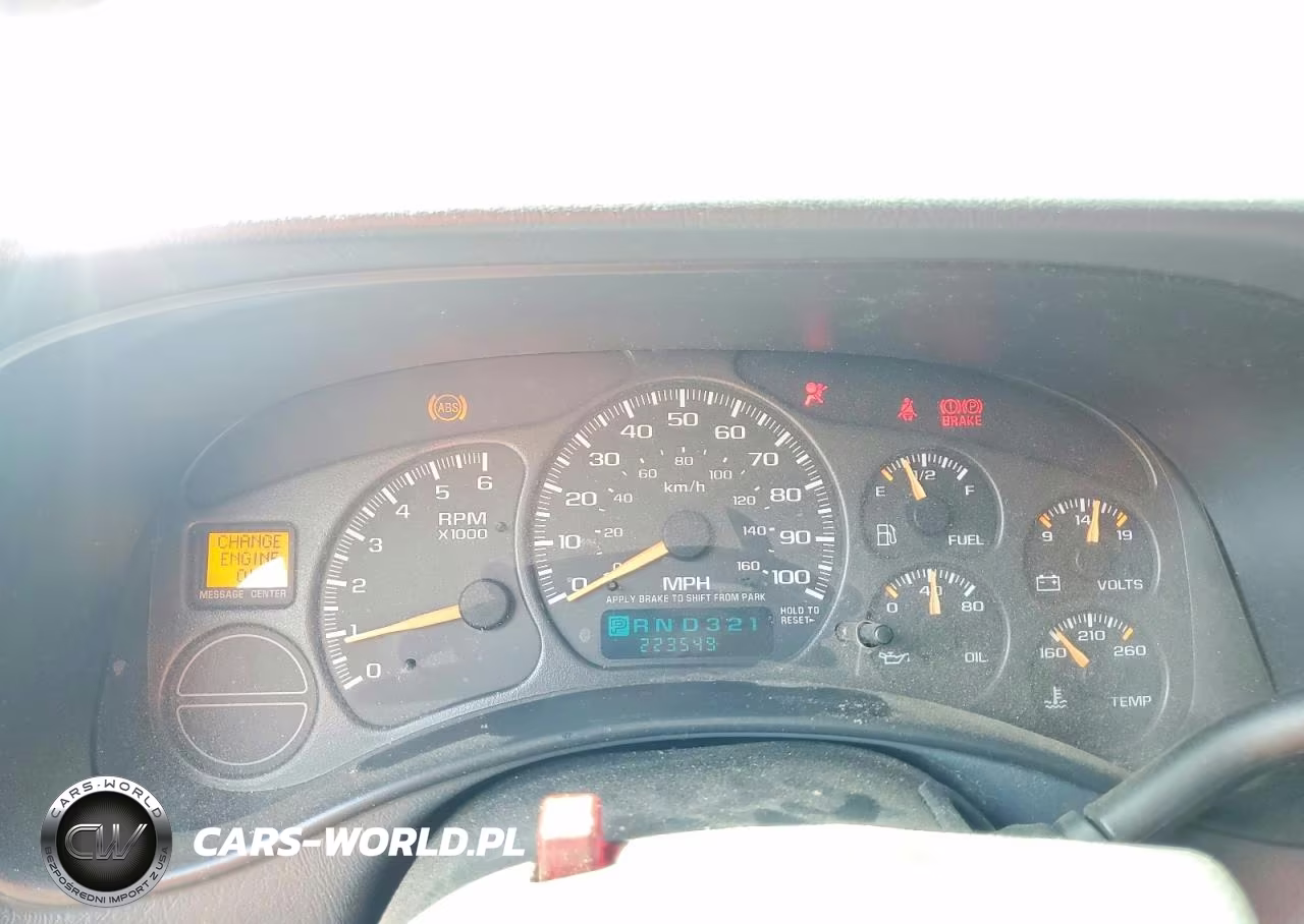 2002 Chevrolet Silverado VIN:2GCEK19T521402364 - 9